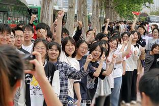 客场挑战国王 太阳官方晒杜兰特和布克赛前投篮训练